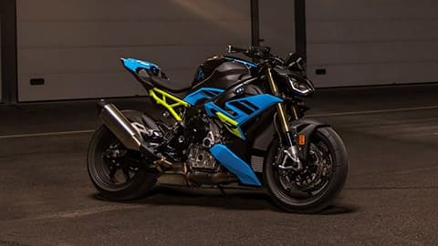 R 1300 R